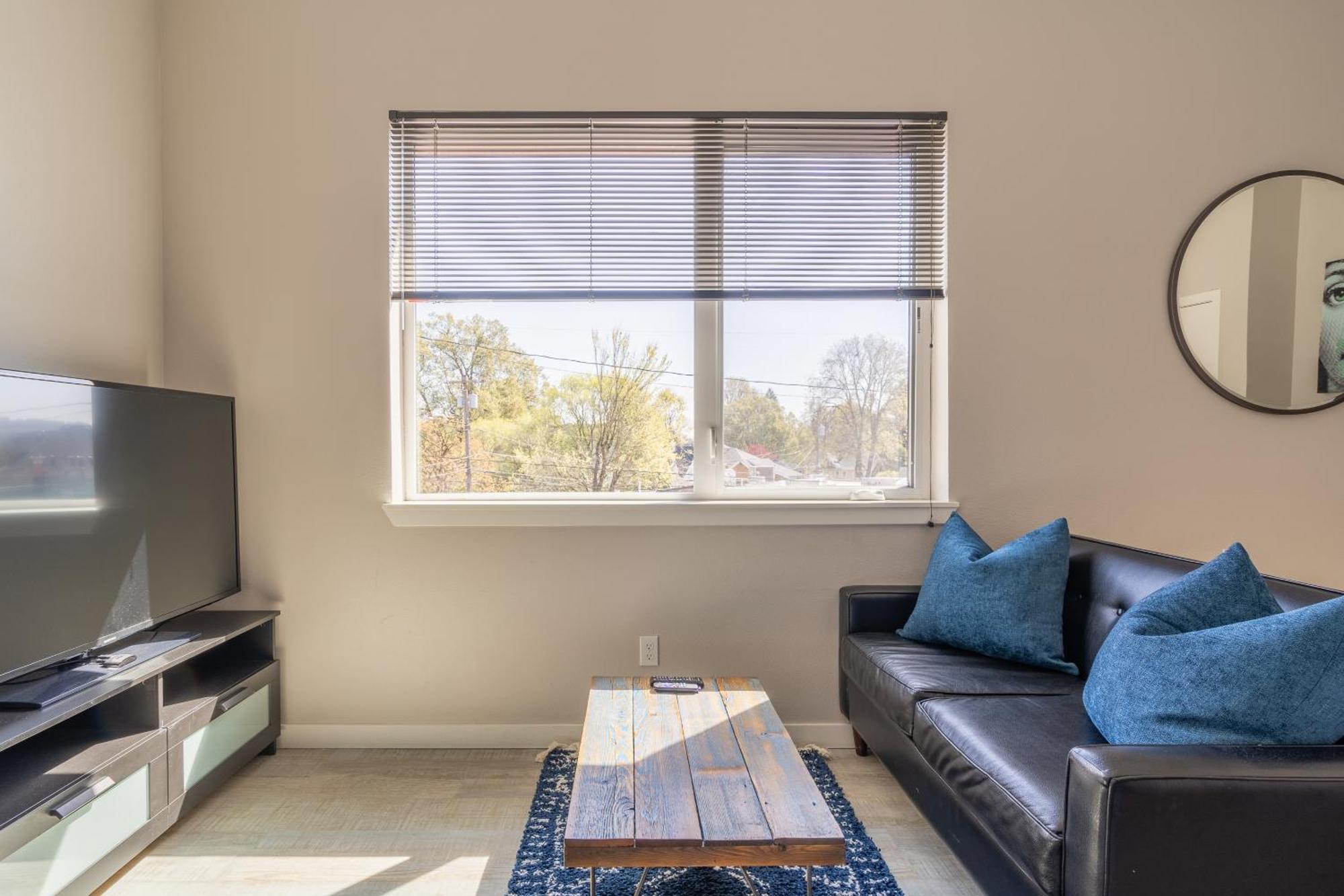 Sunny Studio Apartment - Food Carts, Coffee & Bars Portland Ngoại thất bức ảnh